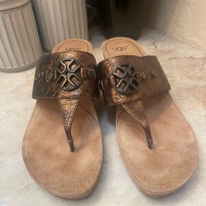 UGG Briella Women's Metallic Bronze Wedge Sandals Sz 8